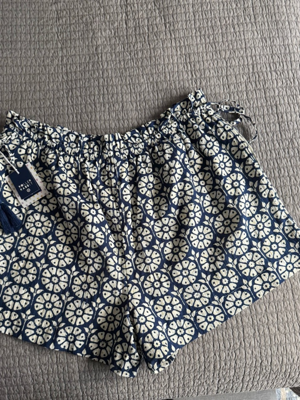Roller Rabbit x Target, stamped floral shorts, XXL, NWT Shorts